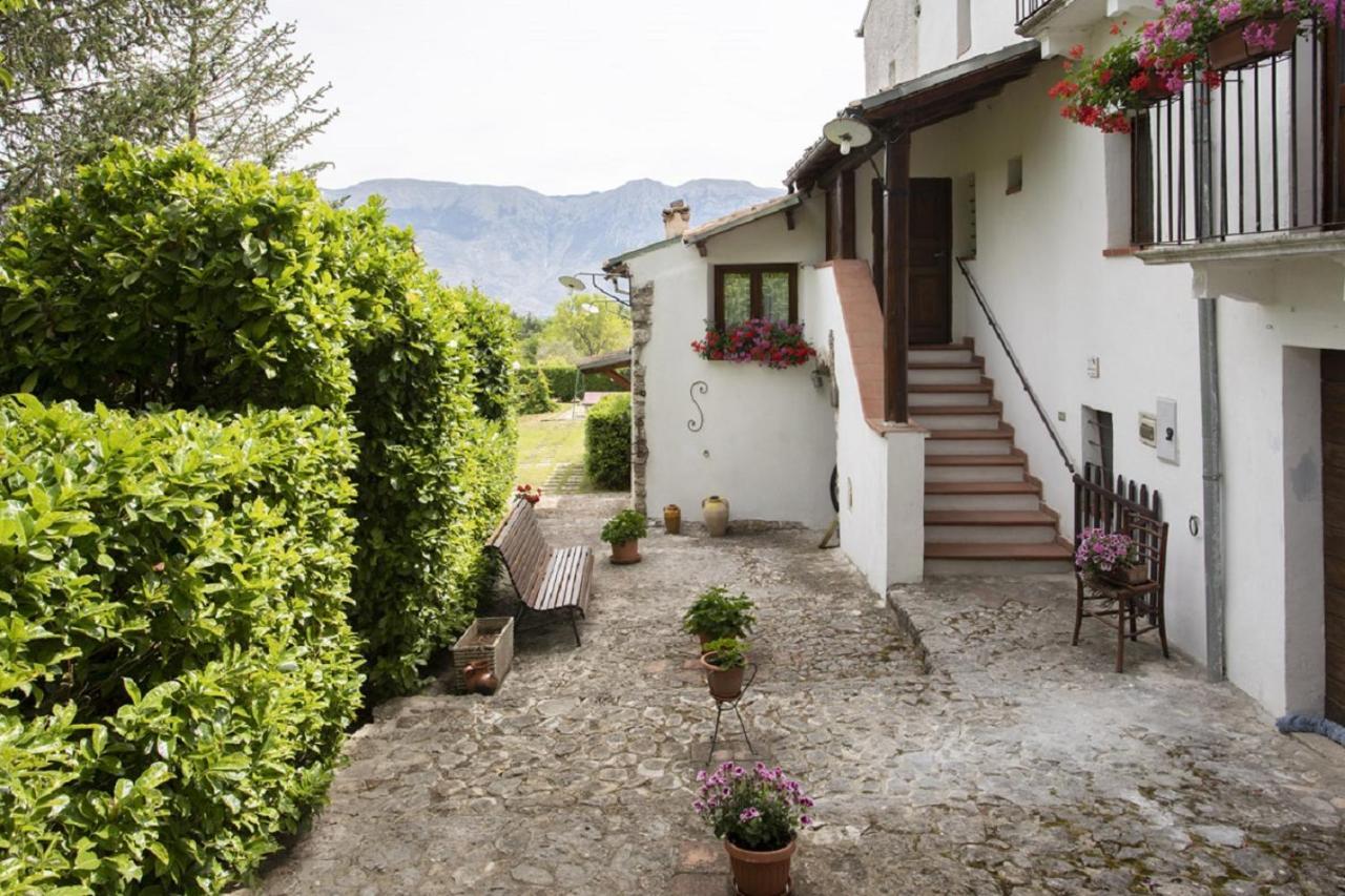 Bed and Breakfast Il Ciavattone Bed And Bike Сульмона Экстерьер фото