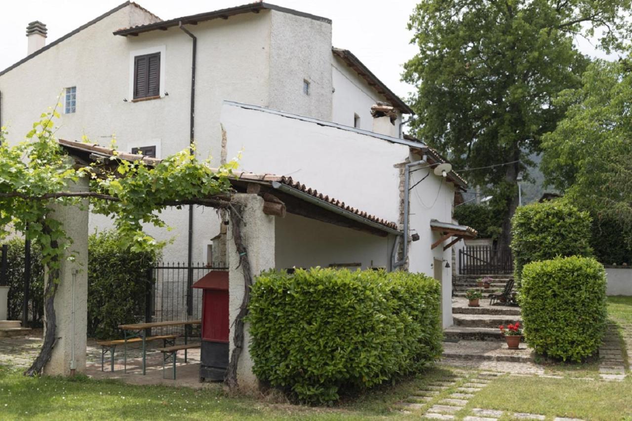 Bed and Breakfast Il Ciavattone Bed And Bike Сульмона Экстерьер фото