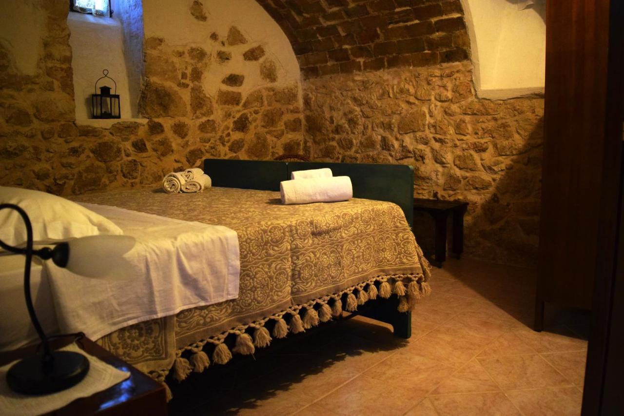 Bed and Breakfast Il Ciavattone Bed And Bike Сульмона Экстерьер фото